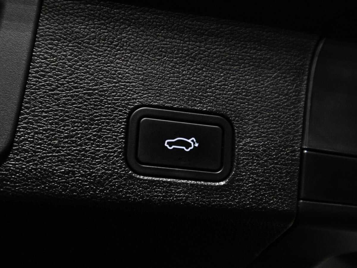 Geely Tugella, 2023 Фото №15