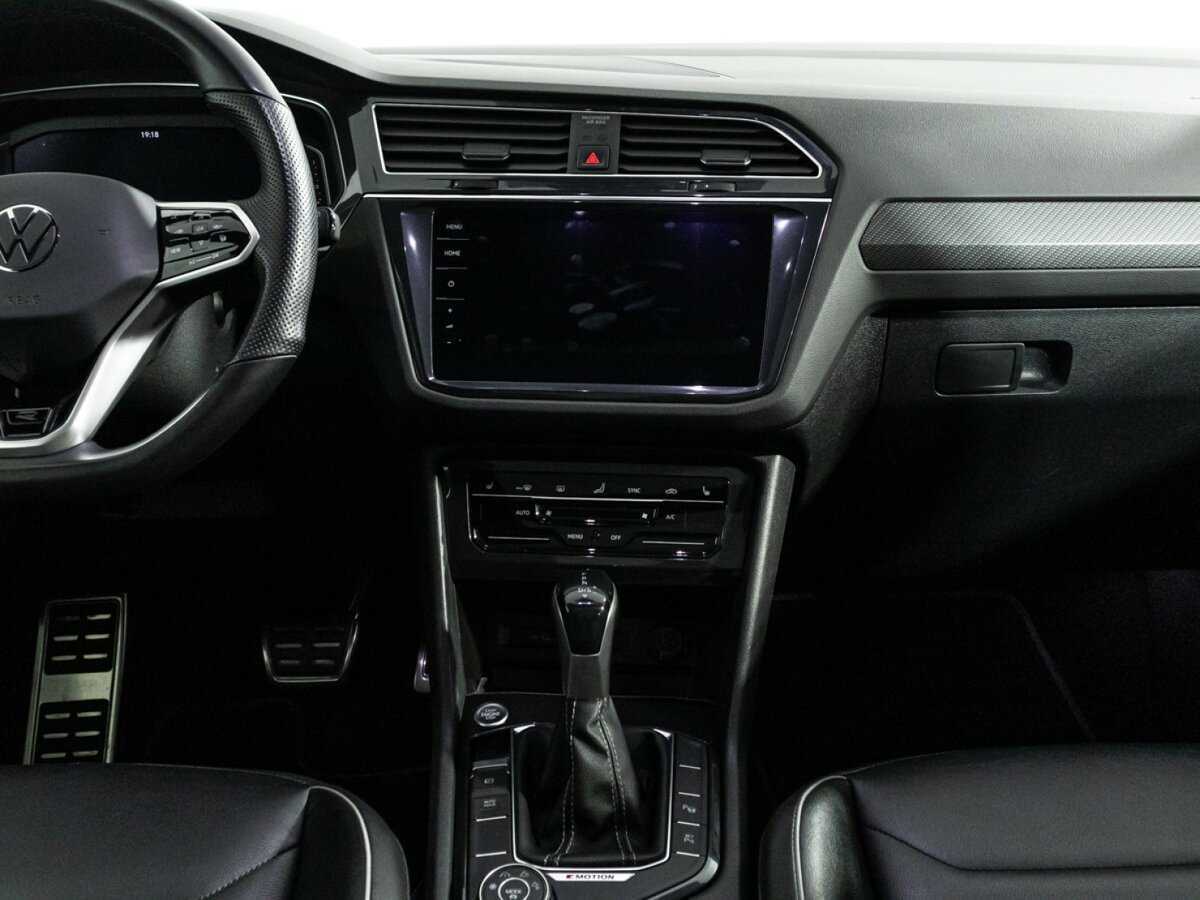 Volkswagen Tiguan, 2021 Фото №14
