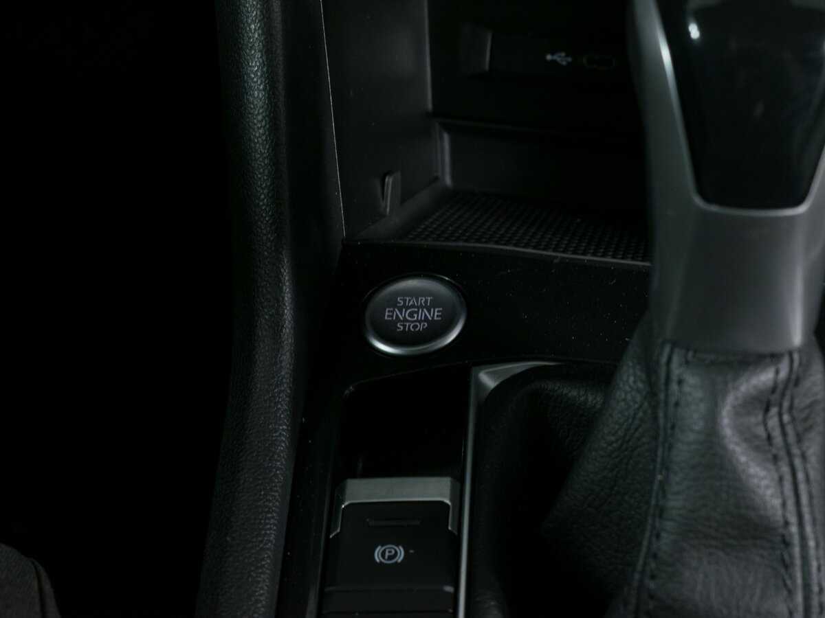 Volkswagen Tiguan, 2021 Фото №17