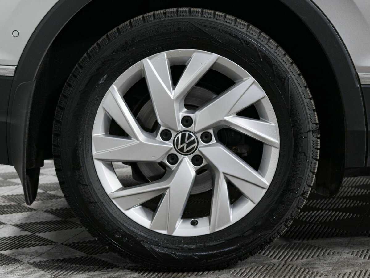 Volkswagen Tiguan, 2021 Фото №20