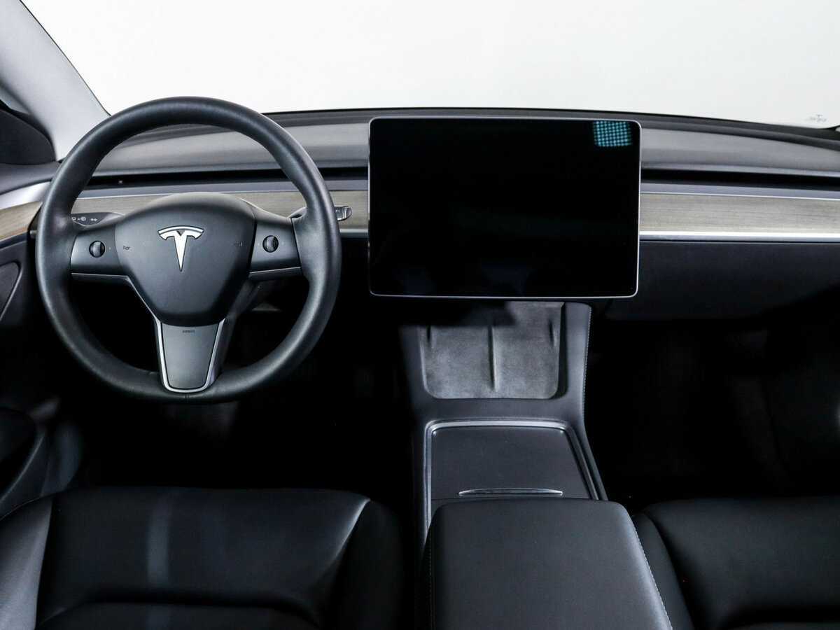 Tesla Model 3 Performance, 2022 Фото №9