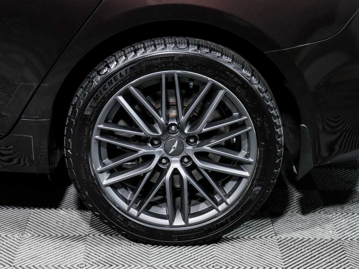 Genesis G70, 2018 Фото №12