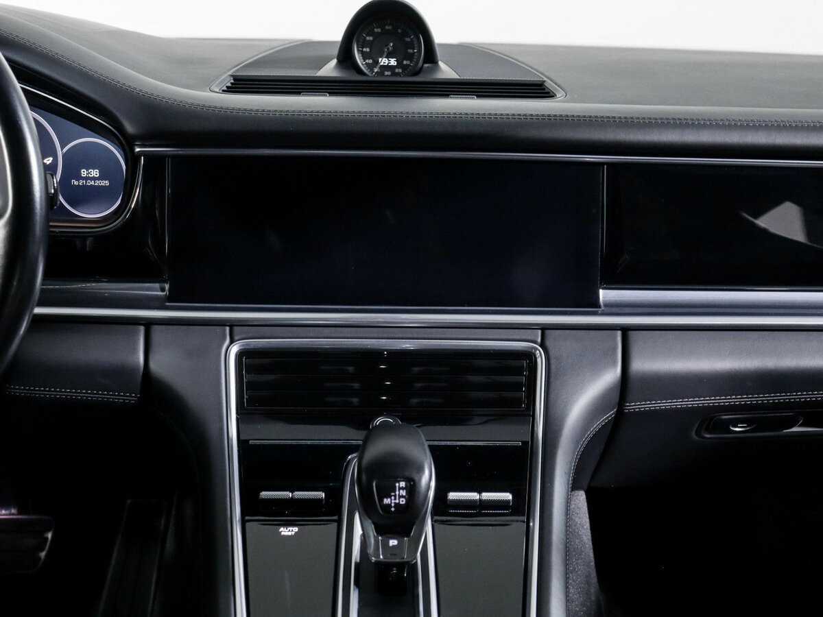 Porsche Panamera 4 E-Hybrid, 2019 Фото №13