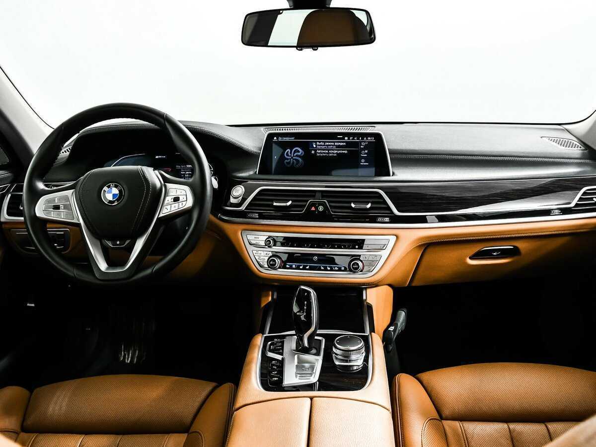 BMW 7 серии 745e, 2019 Фото №11