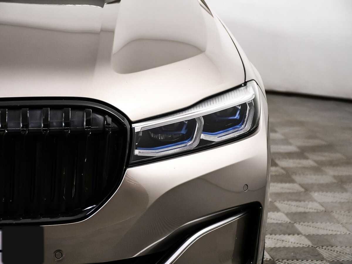 BMW 7 серии 745e, 2019 Фото №16