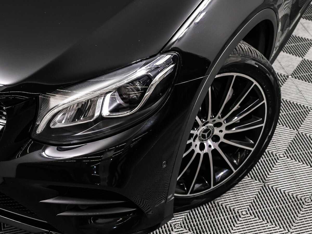 Mercedes-Benz GLC Coupe 300, 2017 Фото №14