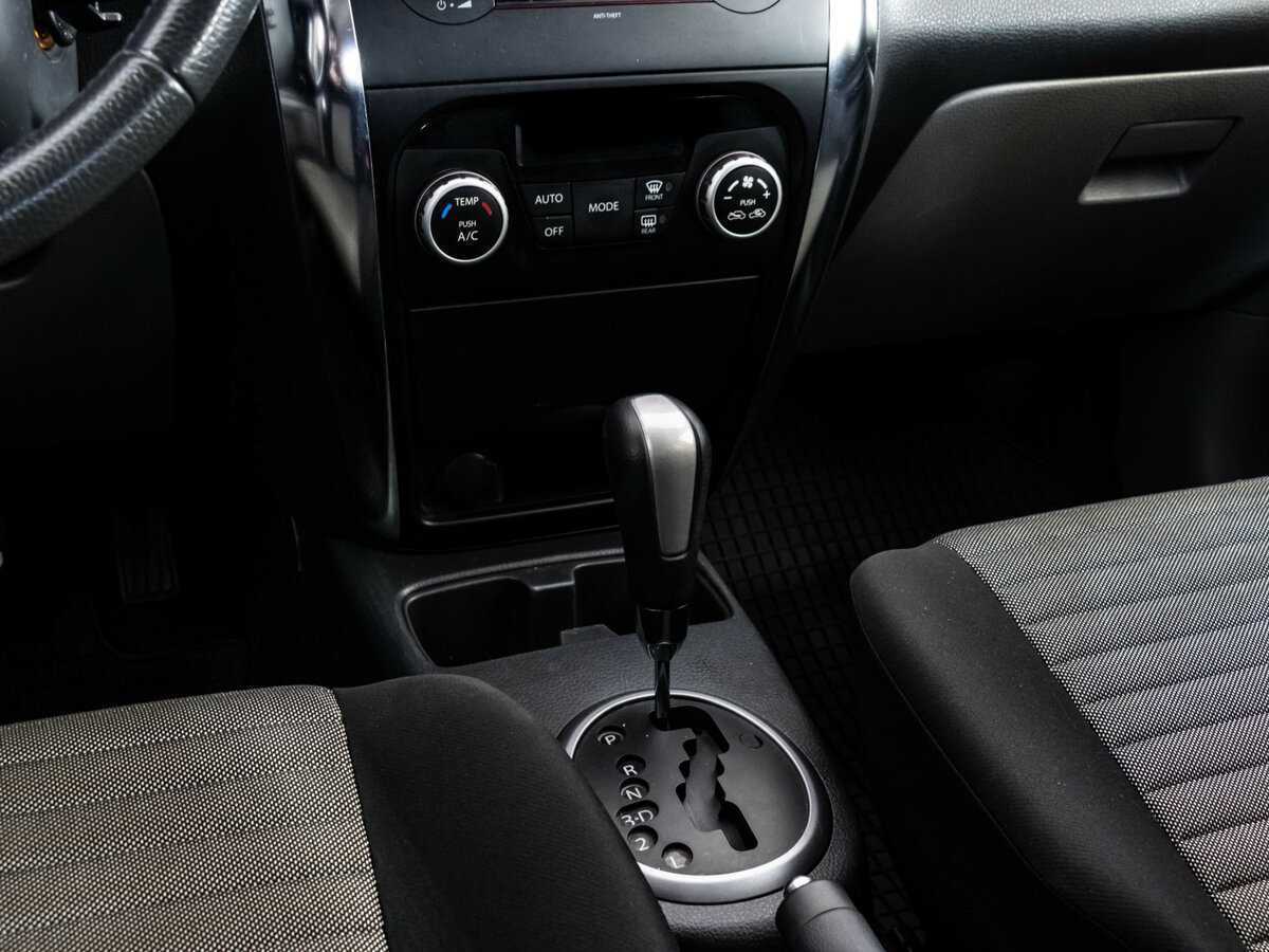 Suzuki SX4, 2011 Фото №11