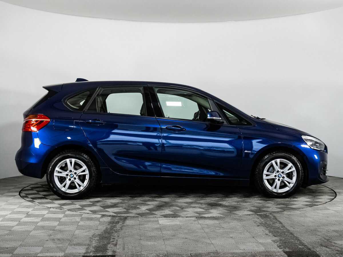 BMW 2 серии Active Tourer 218i, 2018 Фото №5
