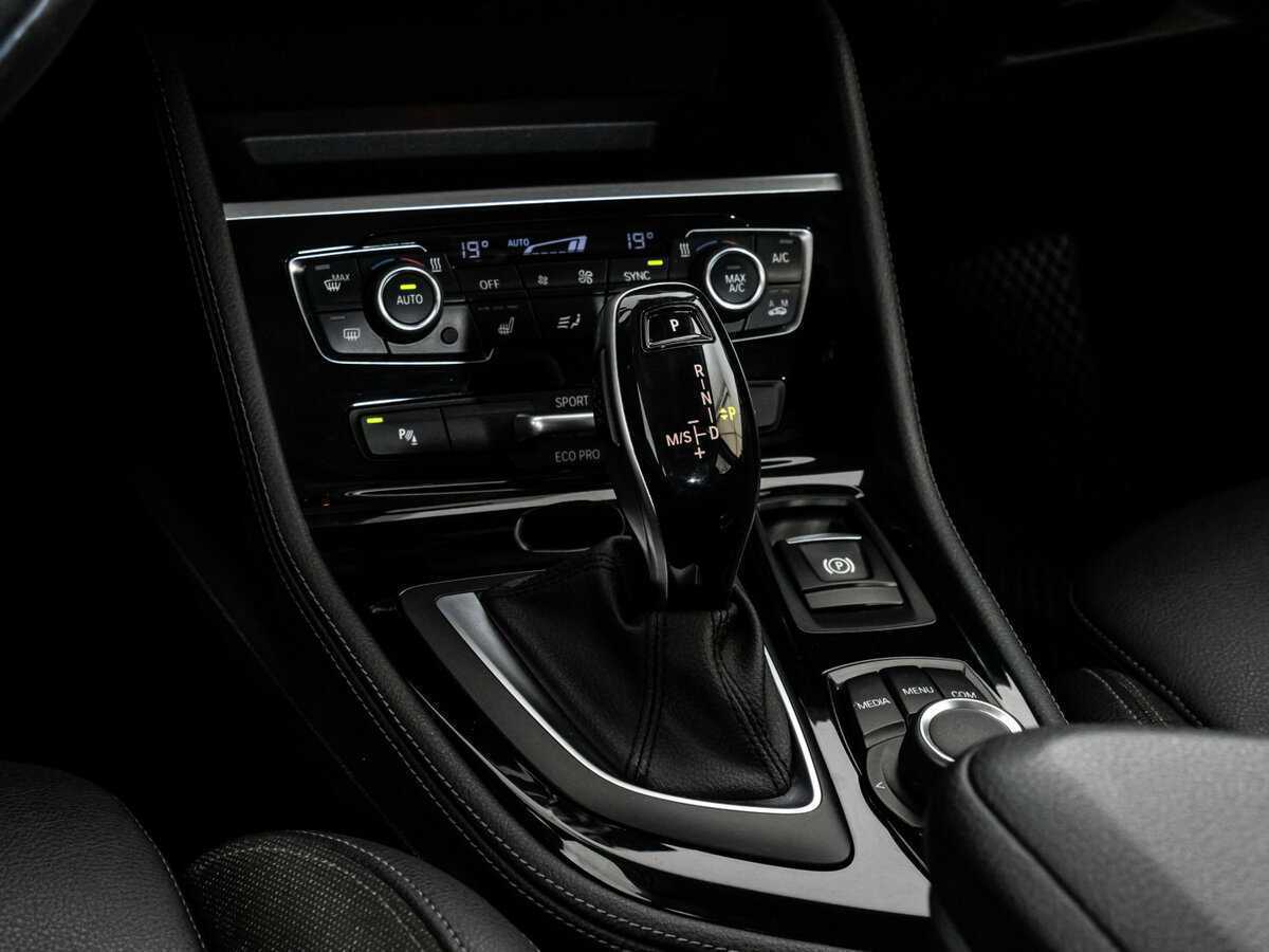 BMW 2 серии Active Tourer 218i, 2018 Фото №15