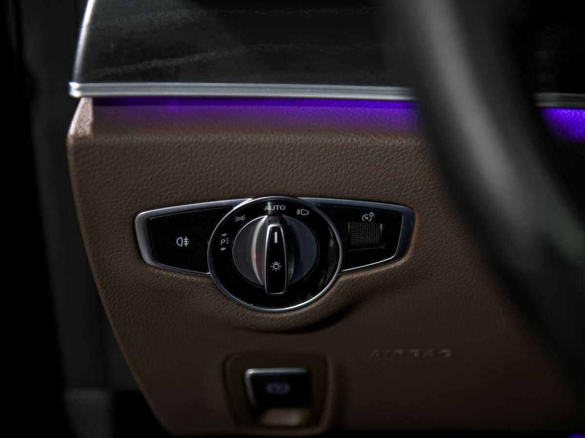 Mercedes-Benz E-Класс 220 d, 2019 Фото №16