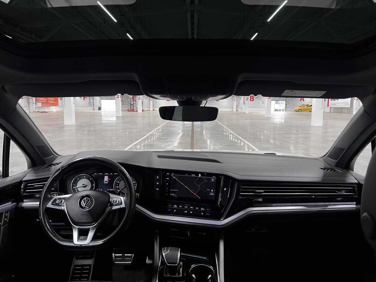 Volkswagen Touareg, 2018 Фото №14