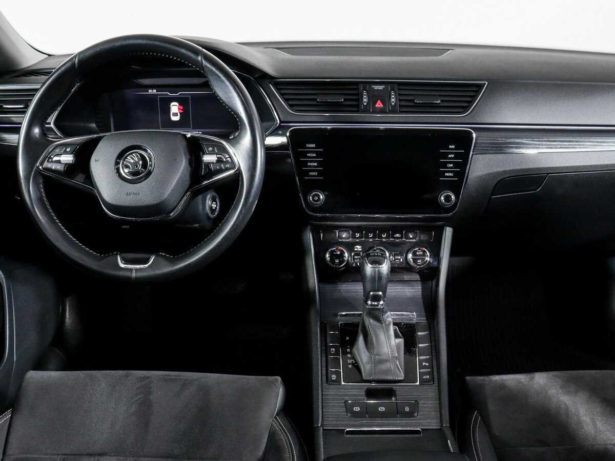 Skoda Superb, 2021 Фото №9
