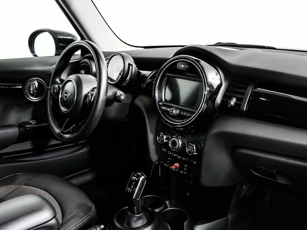 Mini Hatch Cooper, 2020 Фото №9