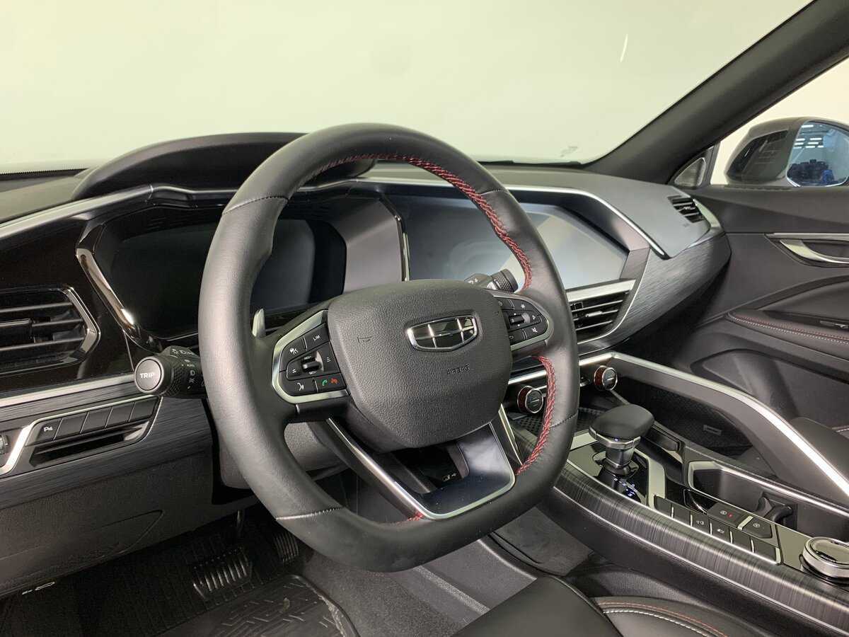 Geely Tugella, 2024 Фото №12