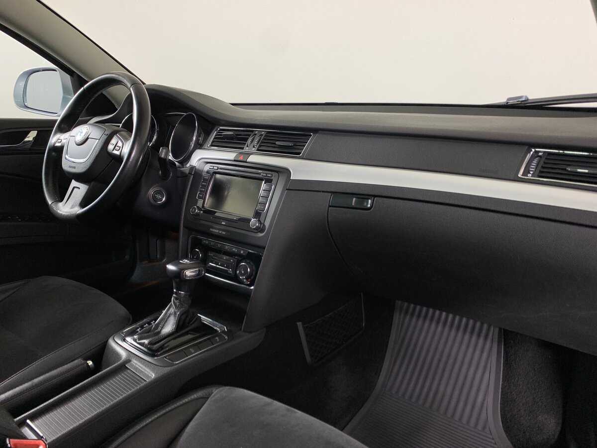 Skoda Superb, 2011 Фото №14