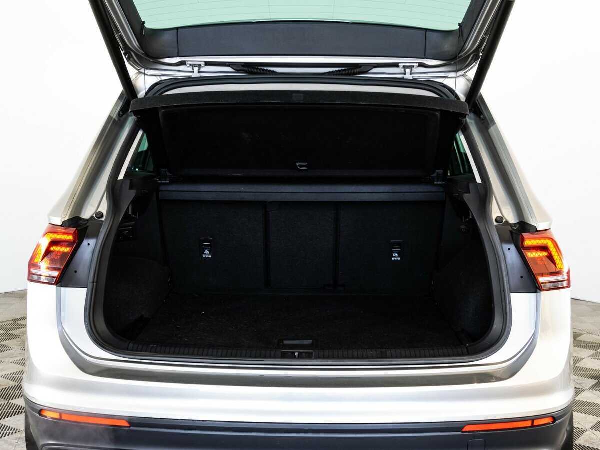 Volkswagen Tiguan, 2019 Фото №21