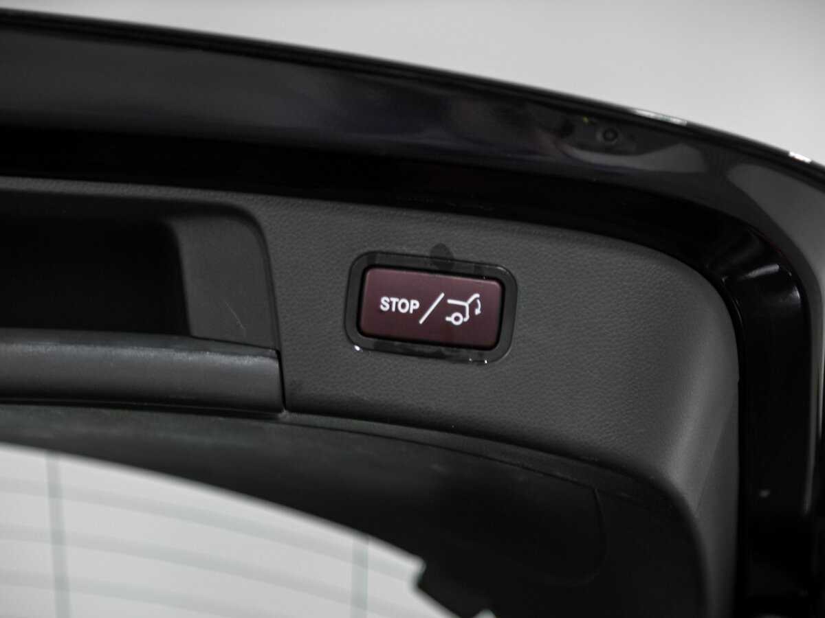 Mercedes-Benz GLA 200, 2016 Фото №18