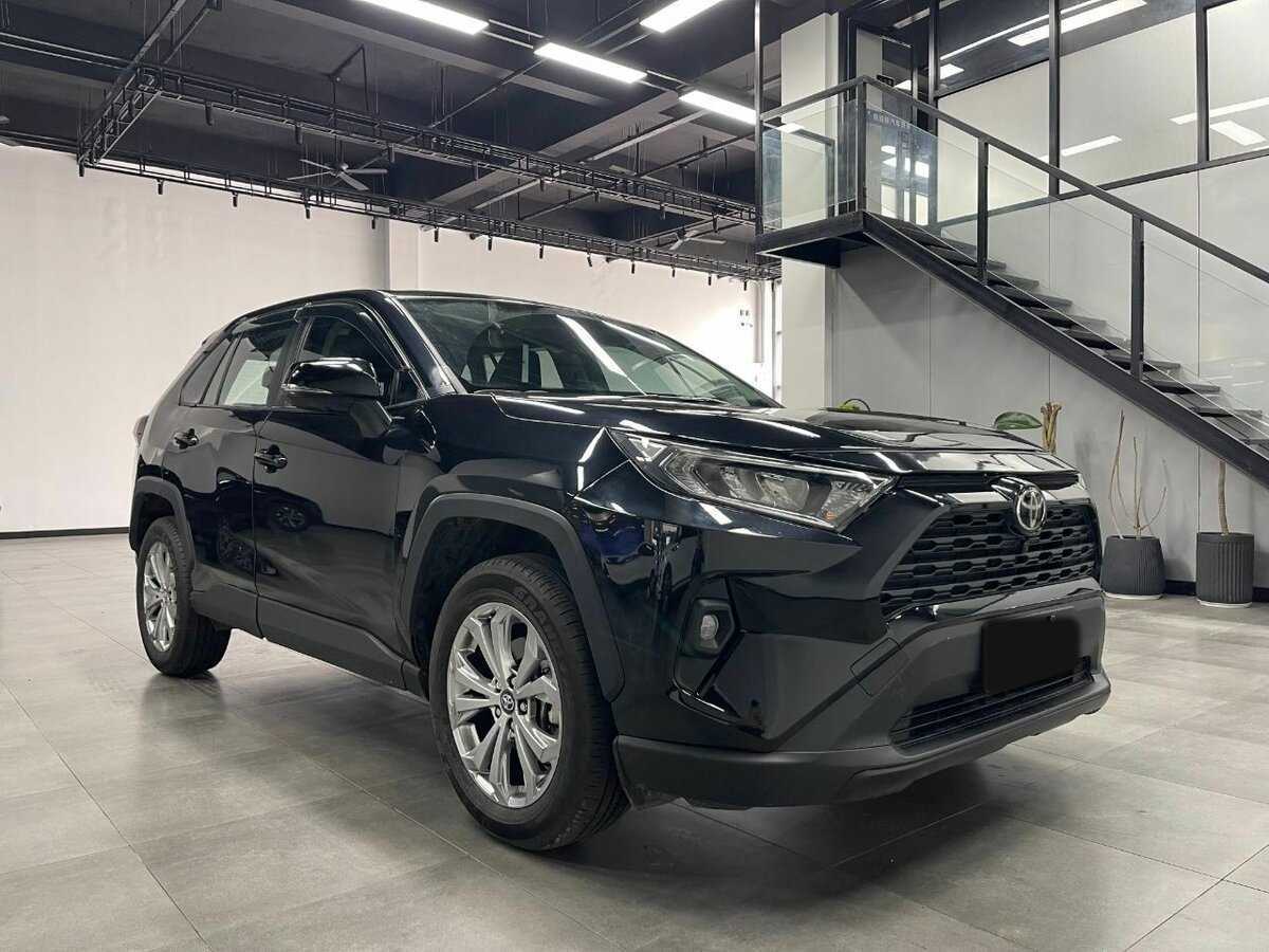 Toyota RAV4, 2023 - 5 470 км. | Фото №3