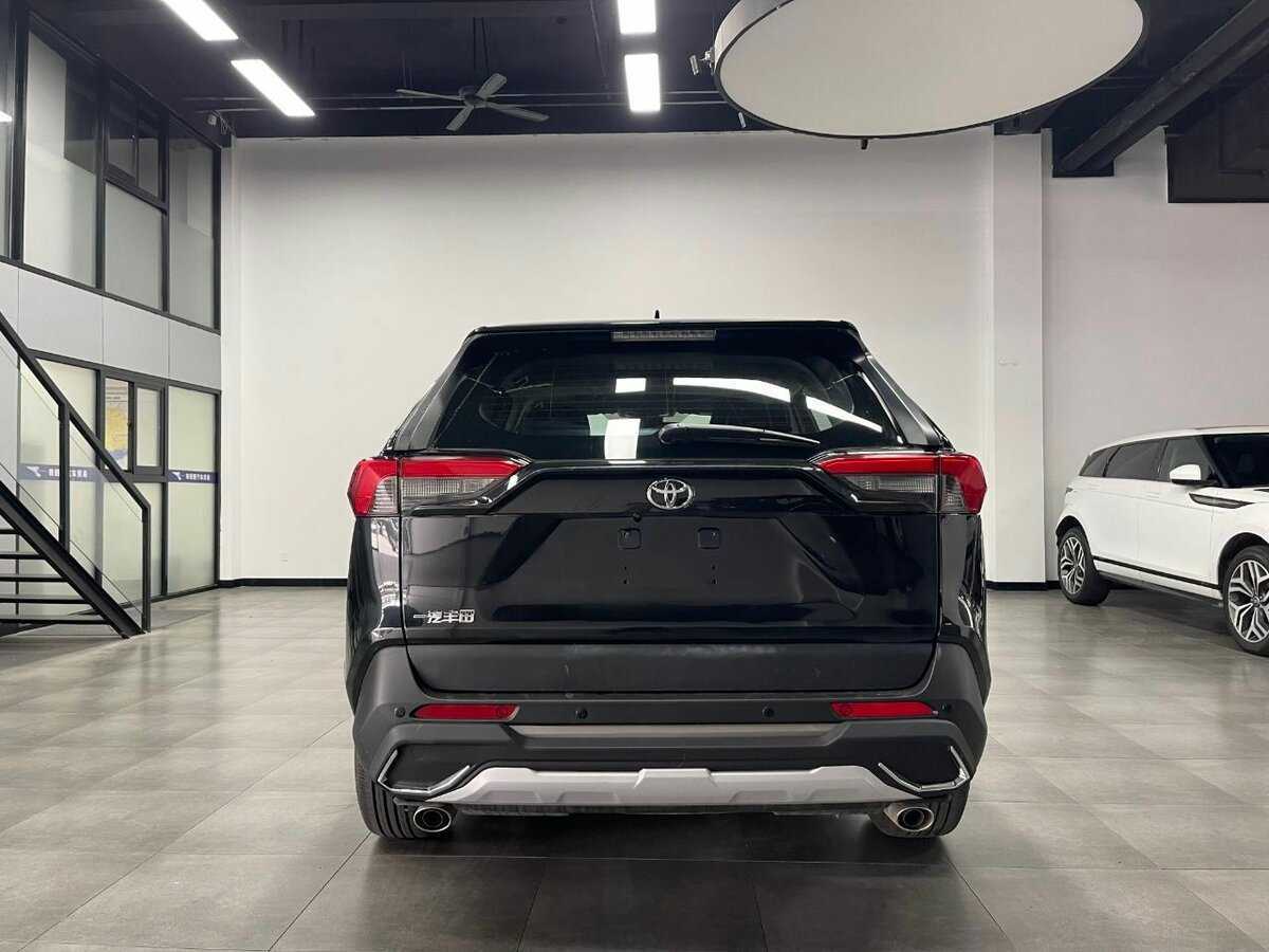 Toyota RAV4, 2023 - 5 470 км. | Фото №5
