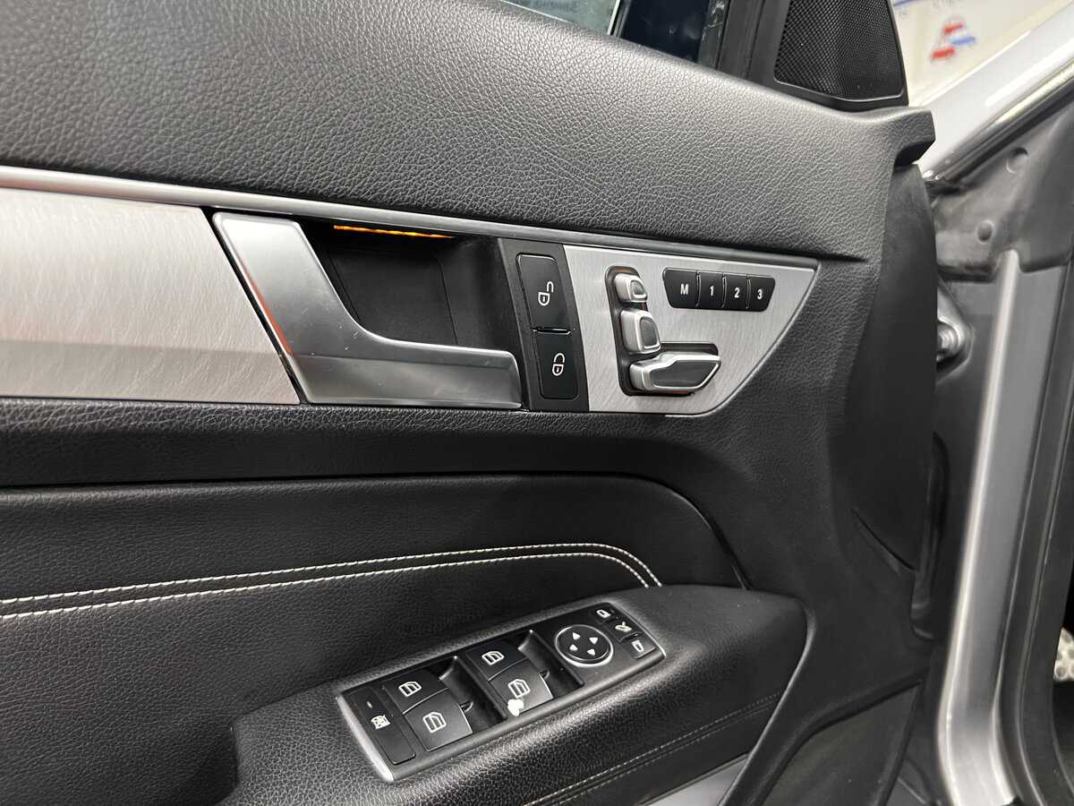 Mercedes-Benz E-Класс 200, 2015 Фото №21