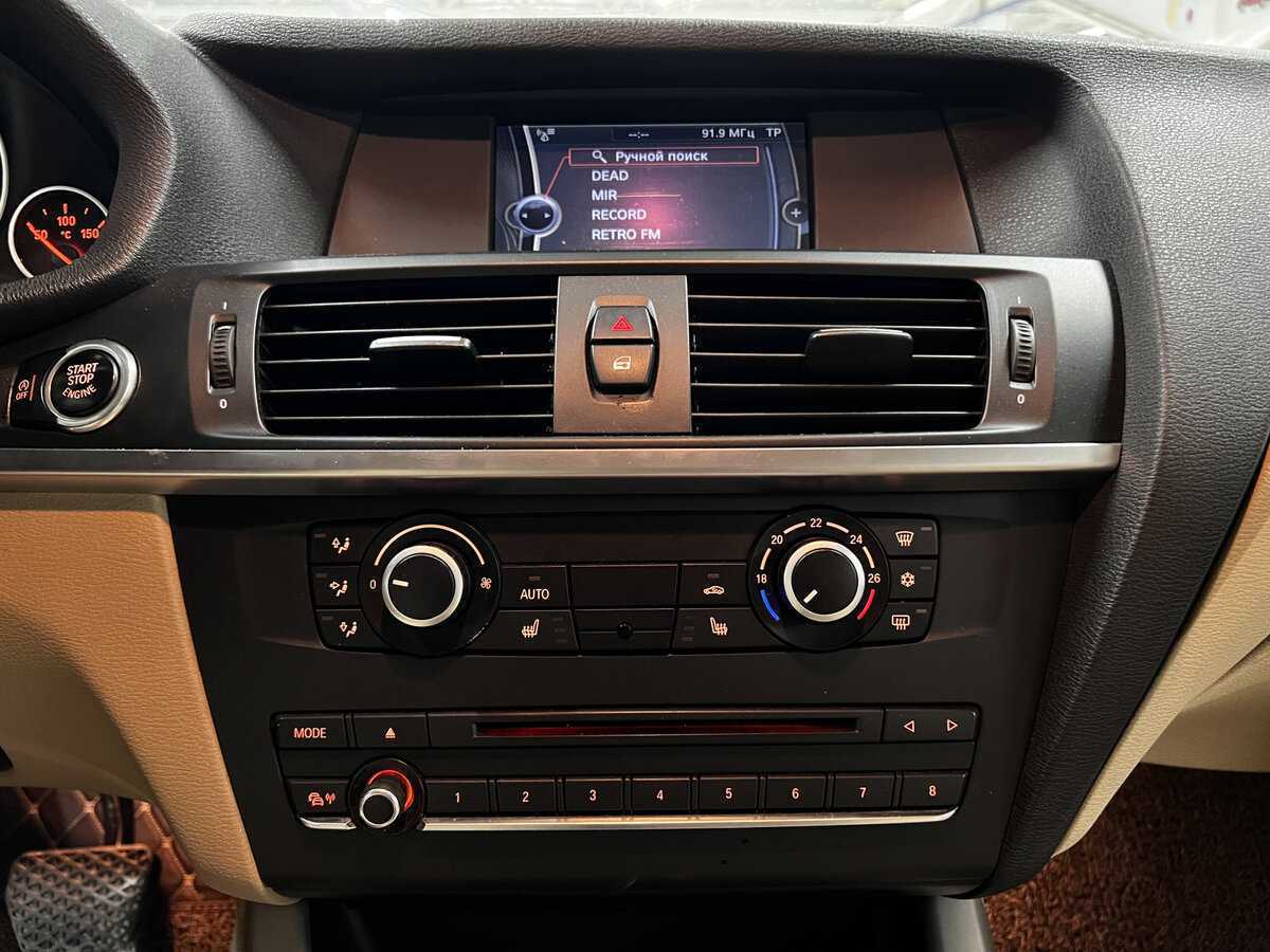 BMW X3 20d xDrive, 2011 Фото №15