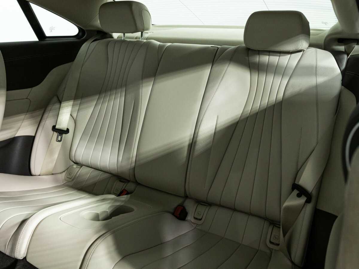 Mercedes-Benz E-Класс 200, 2019 Фото №10