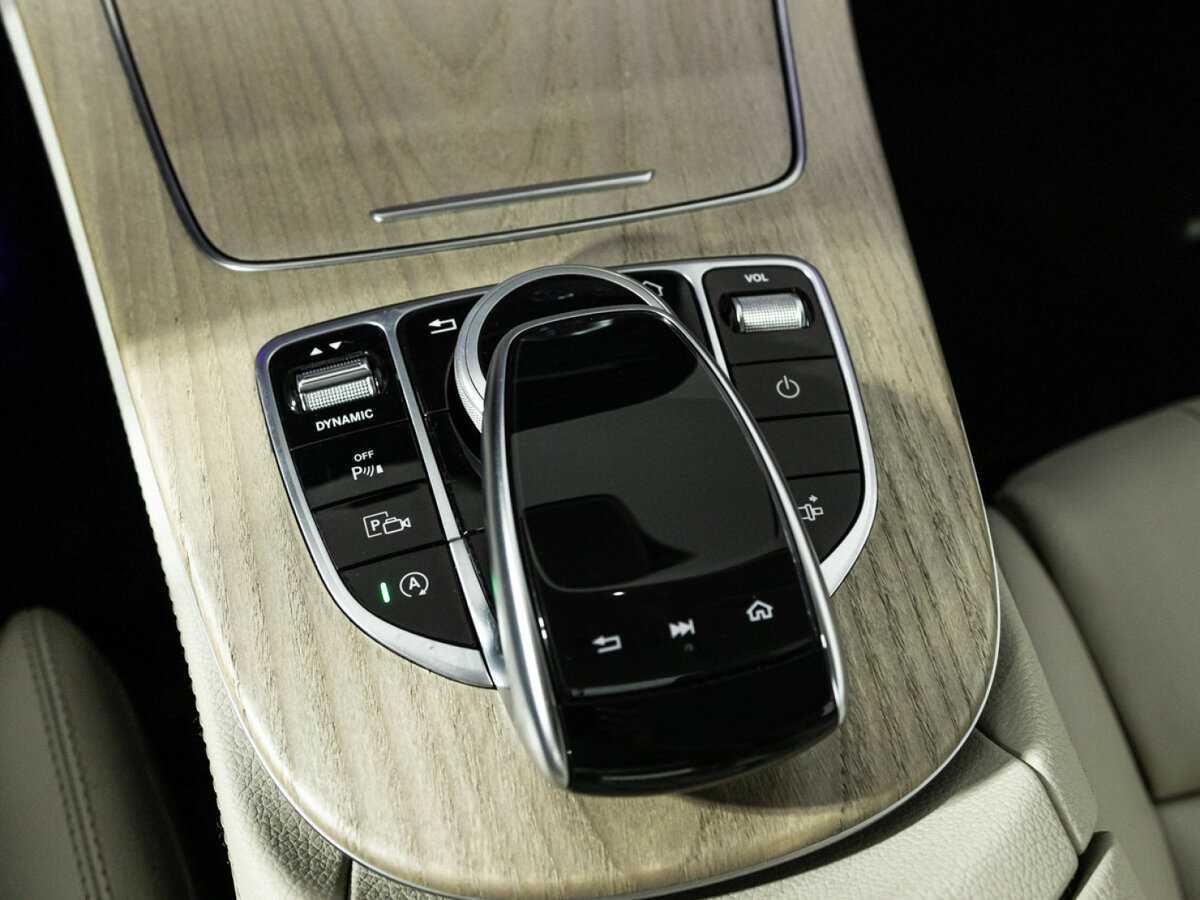 Mercedes-Benz E-Класс 200, 2019 Фото №23