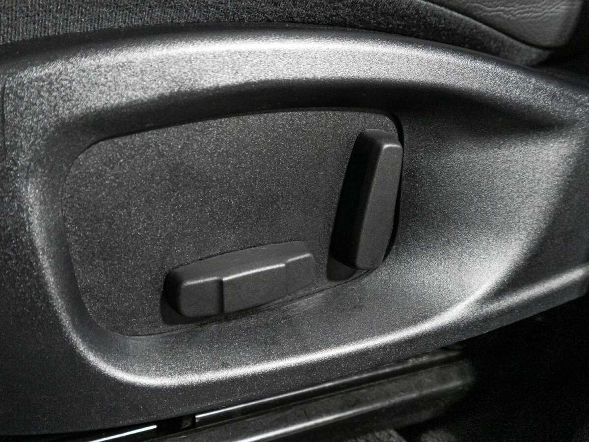 Jaguar F-Pace, 2018 Фото №18