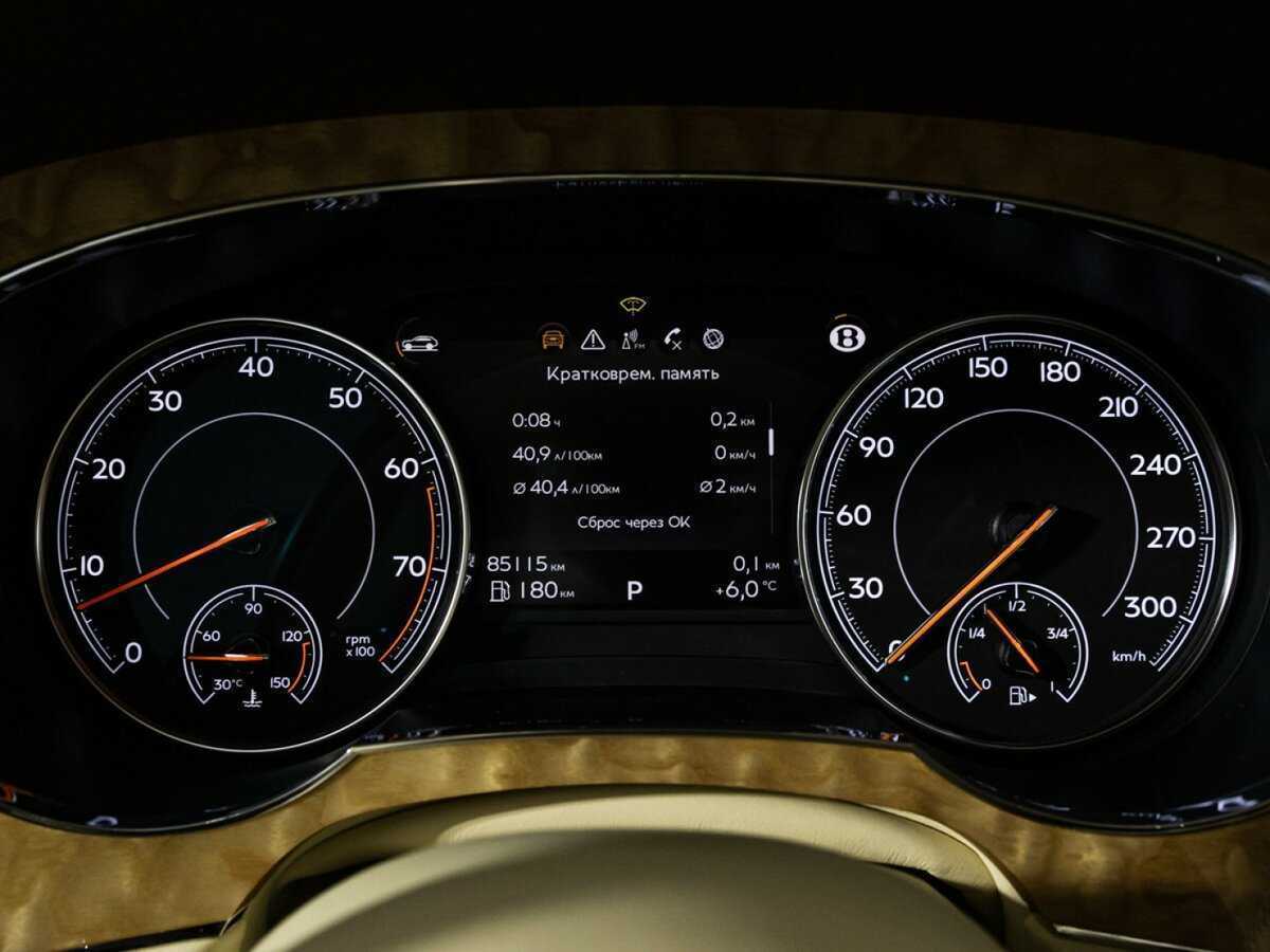 Bentley Bentayga, 2016 Фото №12