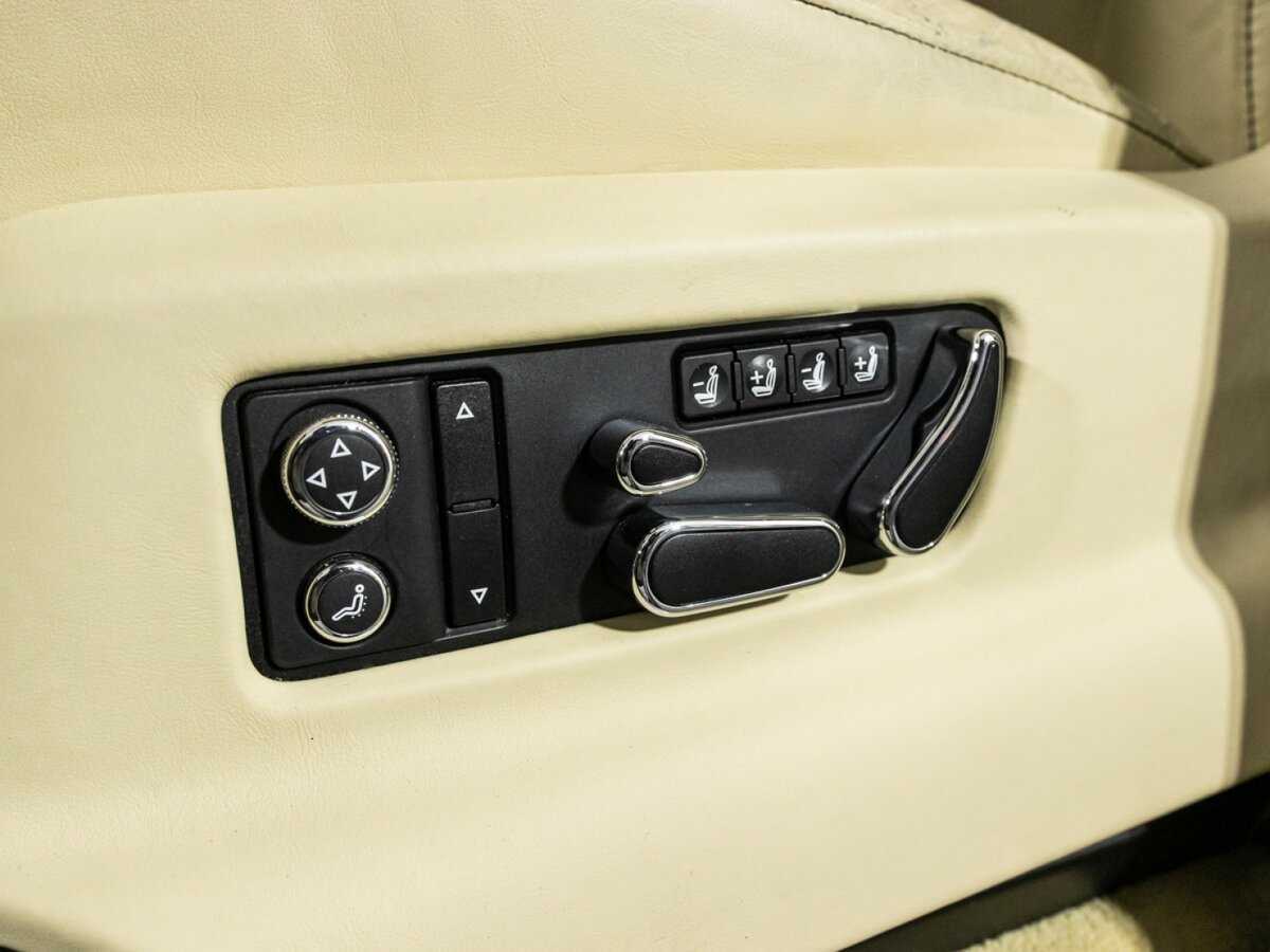 Bentley Bentayga, 2016 Фото №19