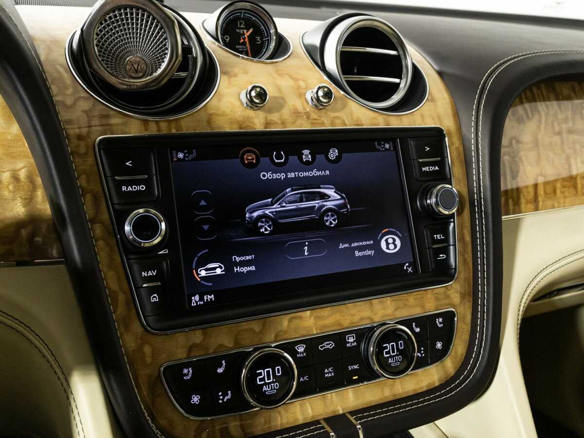 Bentley Bentayga, 2016 Фото №25