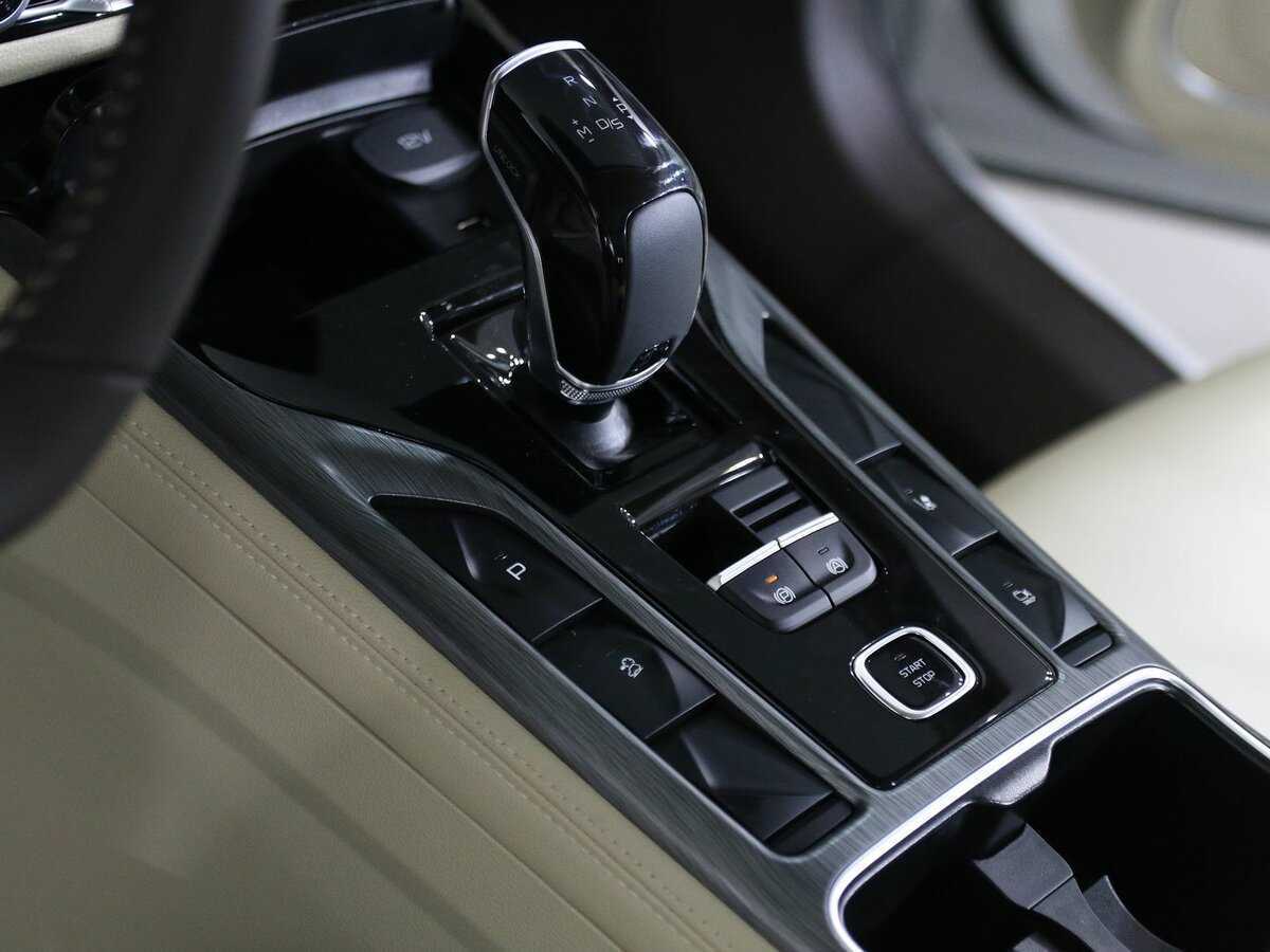 FAW Bestune T77, 2023 Фото №14