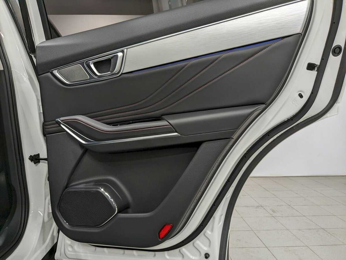 FAW Bestune T99, 2023 Фото №20