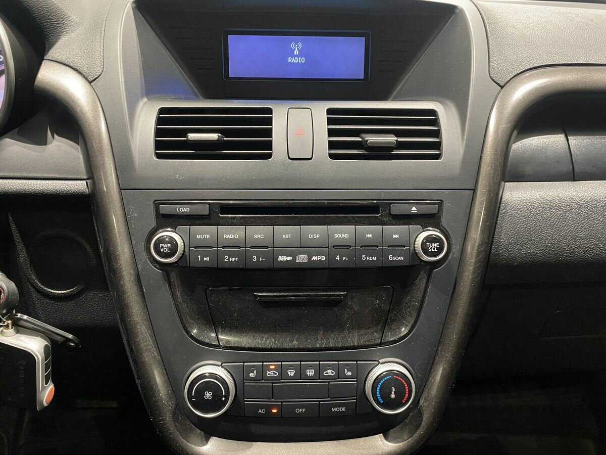 FAW Besturn X80, 2017 Фото №15