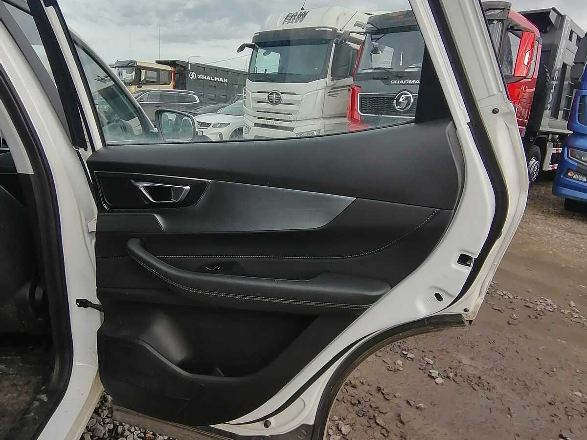 Chery Tiggo 4 Pro, 2023 Фото №14