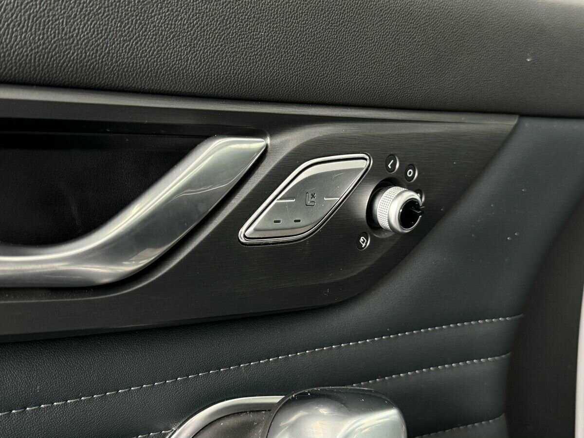 Changan CS95, 2023 Фото №10