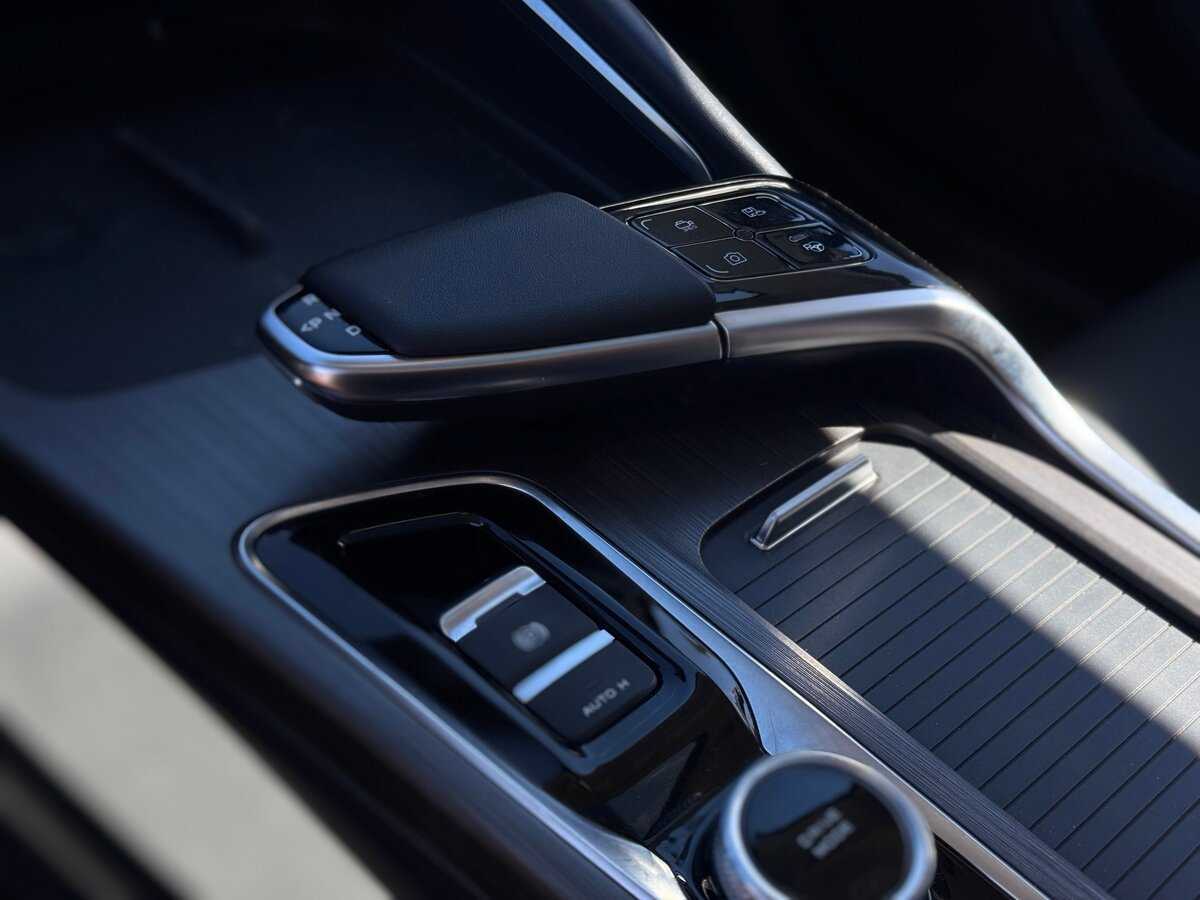 Changan UNI-T, 2020 Фото №17