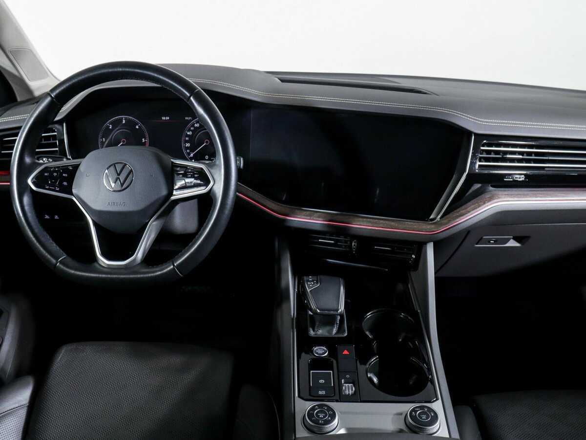 Volkswagen Touareg, 2020 Фото №9