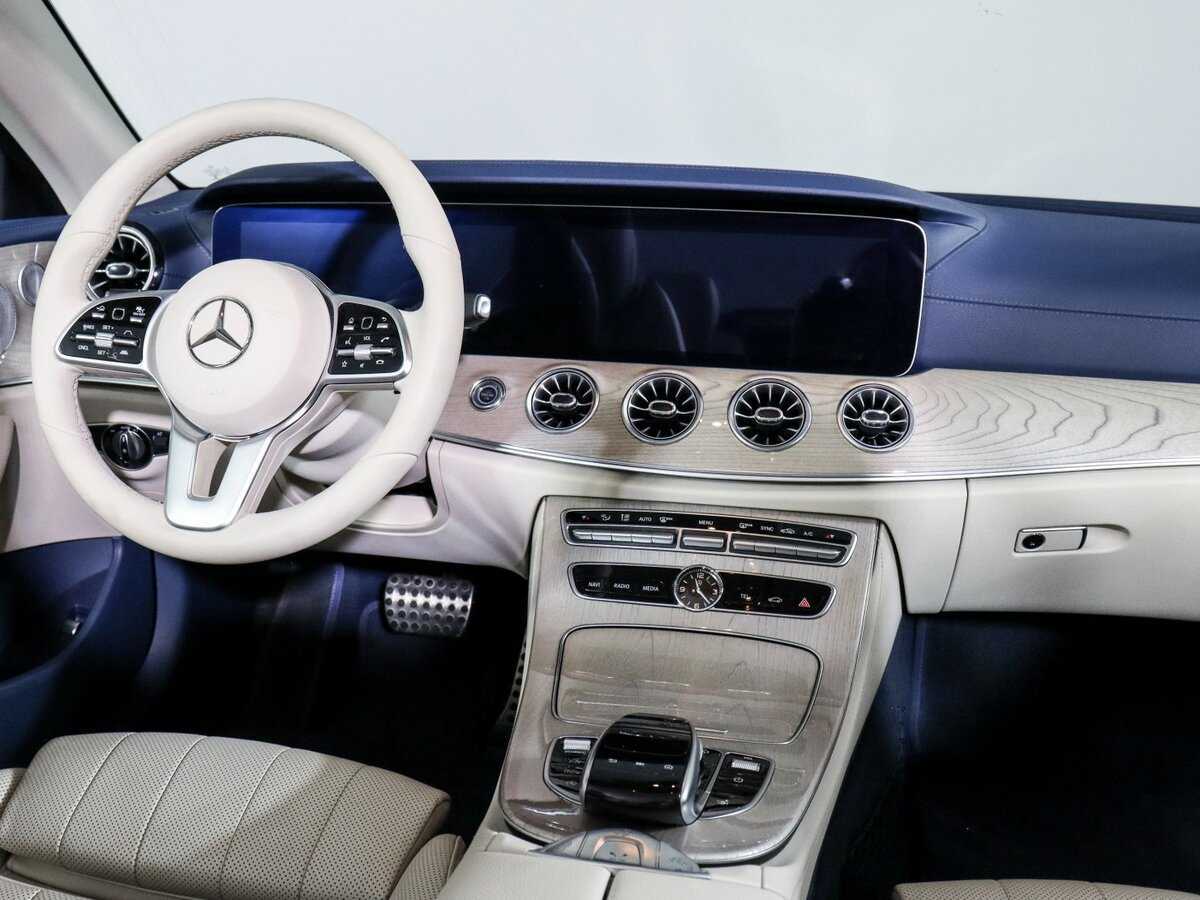 Mercedes-Benz E-Класс 450, 2019 Фото №12