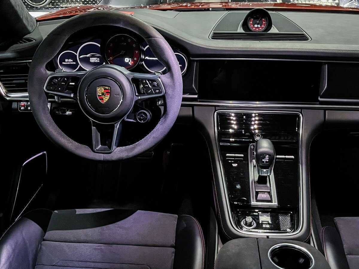 Porsche Panamera GTS, 2020 Фото №10