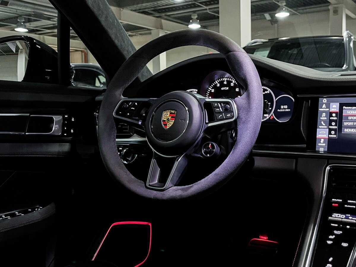 Porsche Panamera GTS, 2020 Фото №11