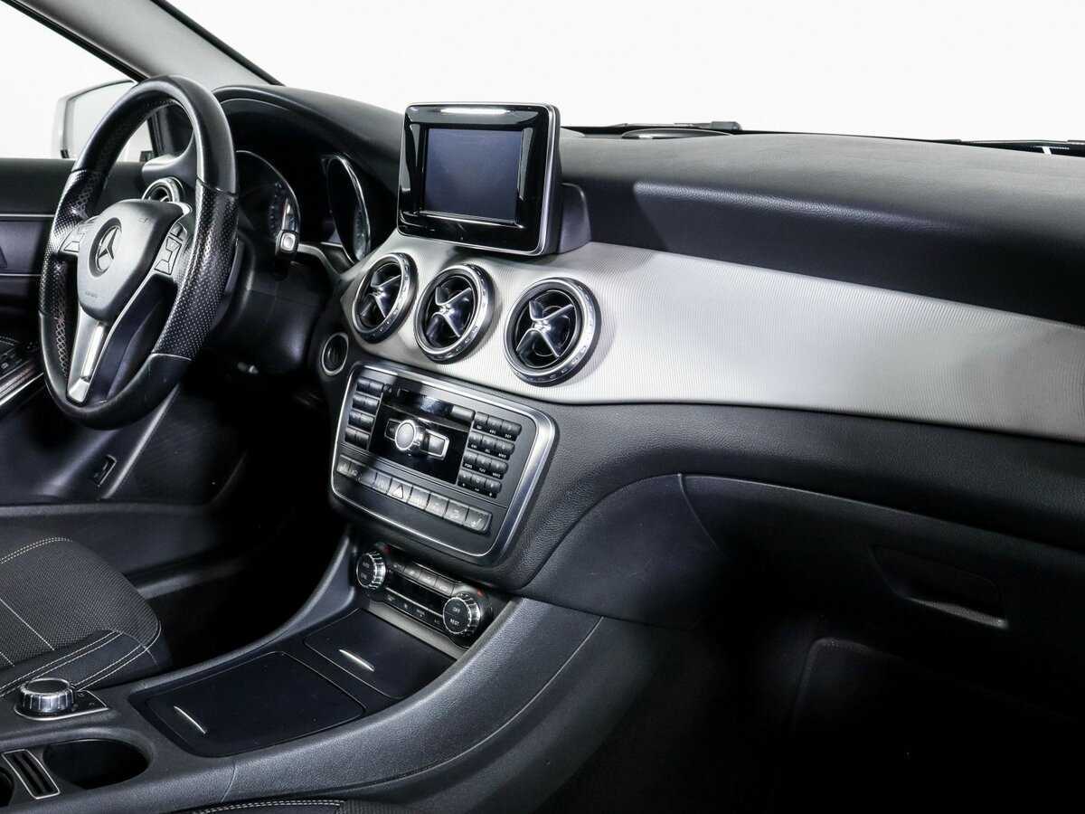 Mercedes-Benz GLA 250, 2015 Фото №9