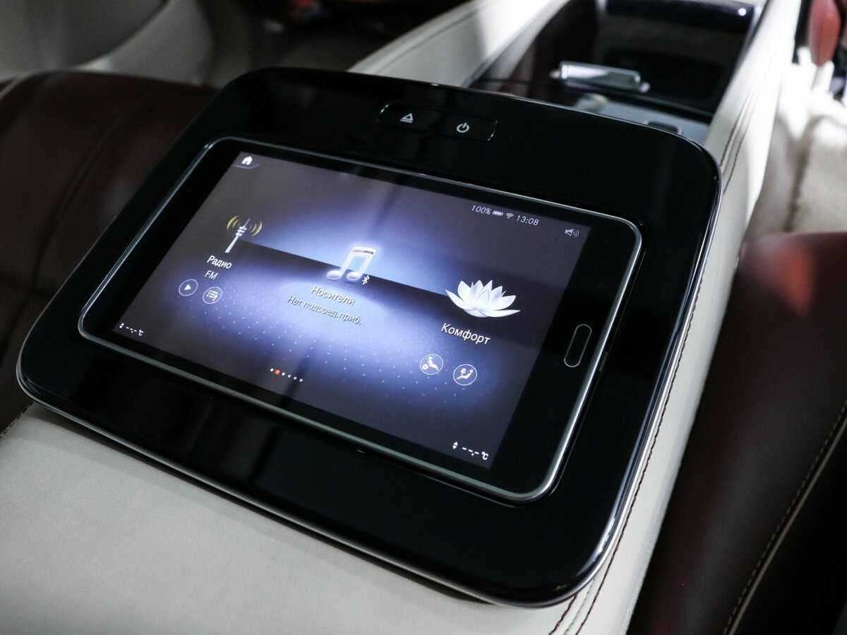 Mercedes-Benz Maybach GLS 600, 2020 Фото №17