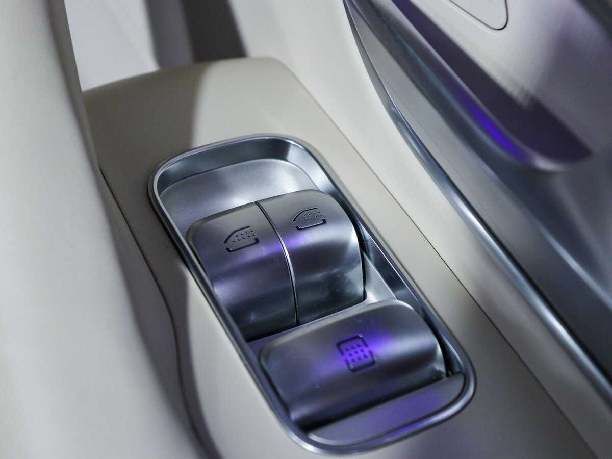 Mercedes-Benz Maybach GLS 600, 2020 Фото №22