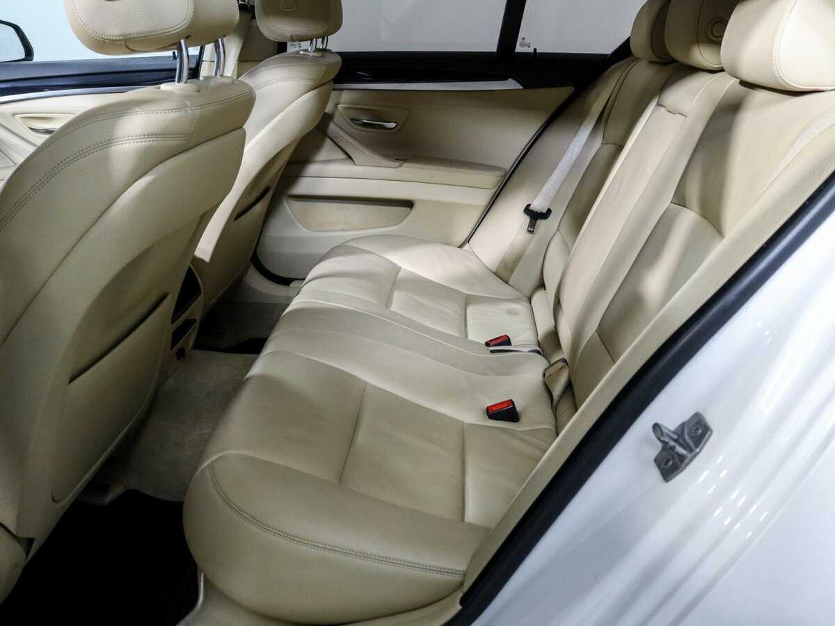 BMW 5 серии 528i xDrive, 2013 Фото №10