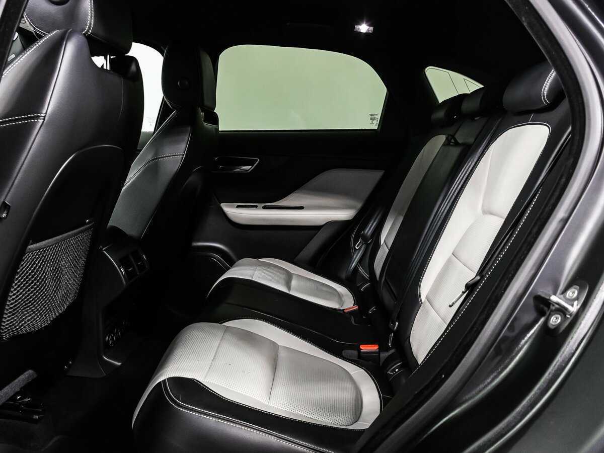 Jaguar F-Pace, 2018 Фото №13