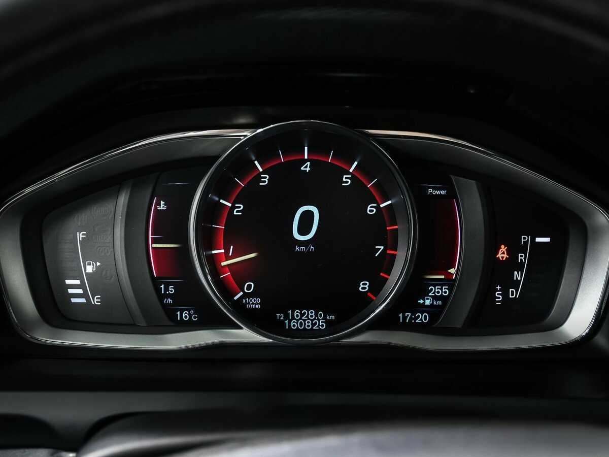 Volvo S60 Cross Country, 2015 Фото №10