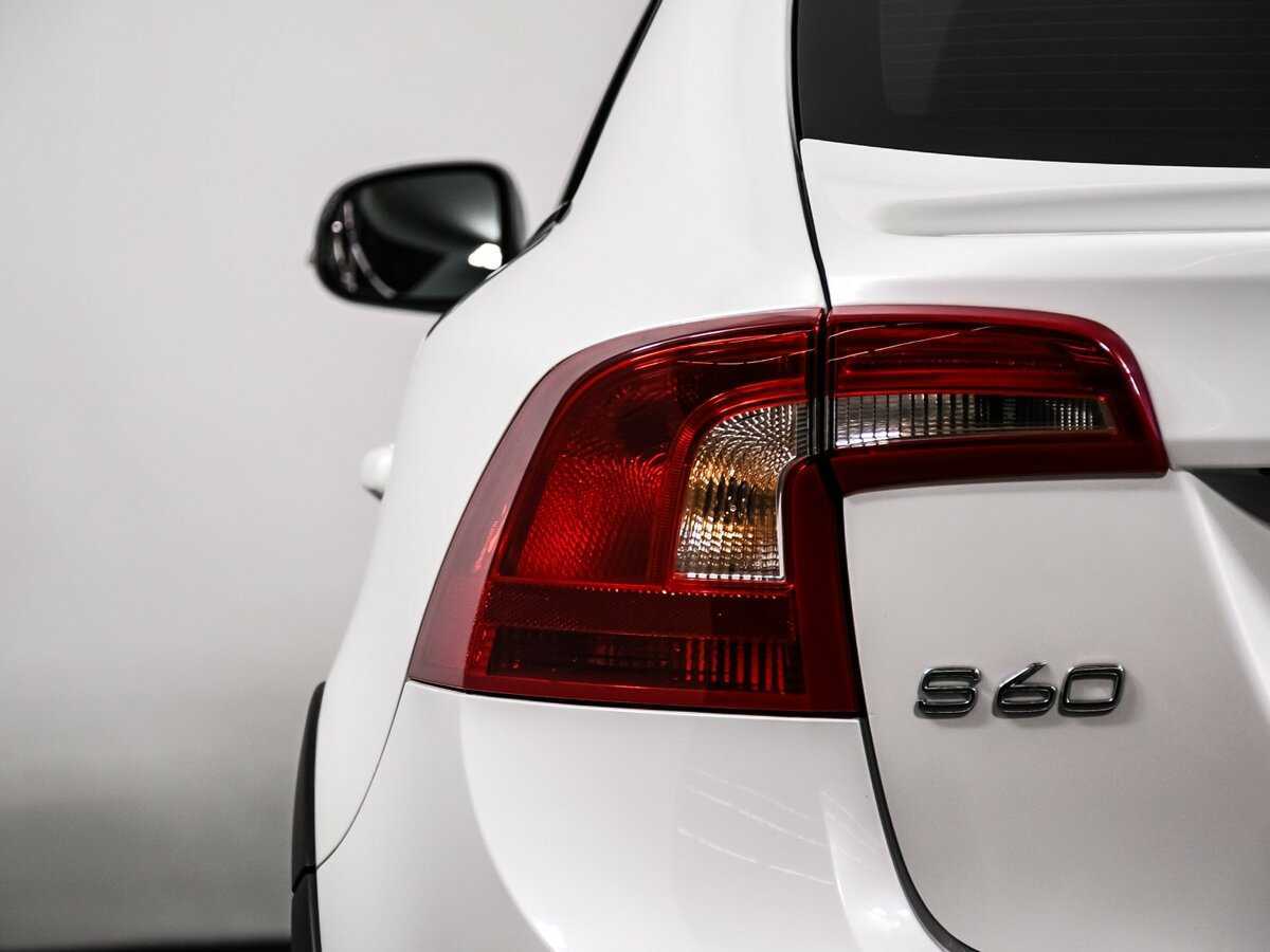 Volvo S60 Cross Country, 2015 Фото №15