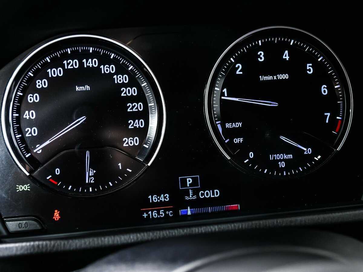 BMW X1 20i xDrive, 2019 Фото №10