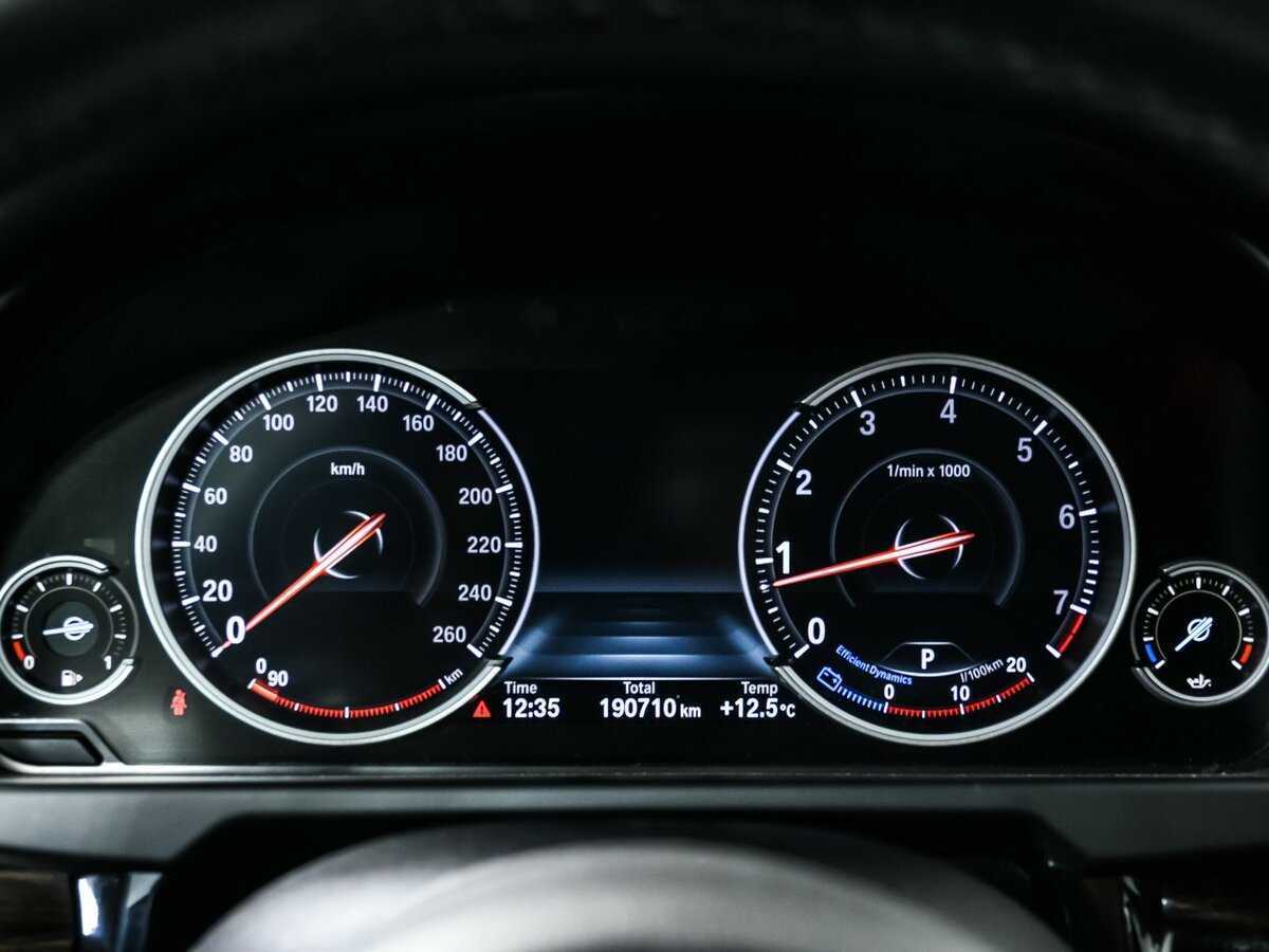 BMW X6 50i, 2014 Фото №10